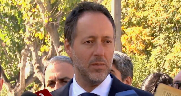 Urruticoechea por proyecto "Escucha su Corazón": "Siempre se habla de la madre, pero no del niño"