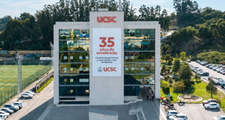 35 años UCSC