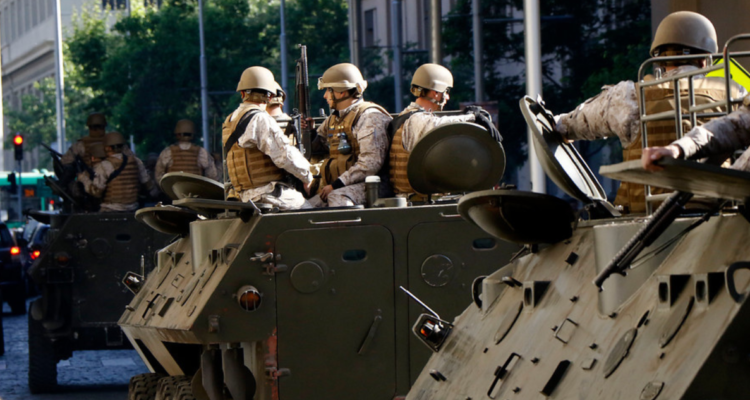 Cadem: Aprobación de Kast cae a 38% y 69% cree que militares en calles subiría sensación de seguridad