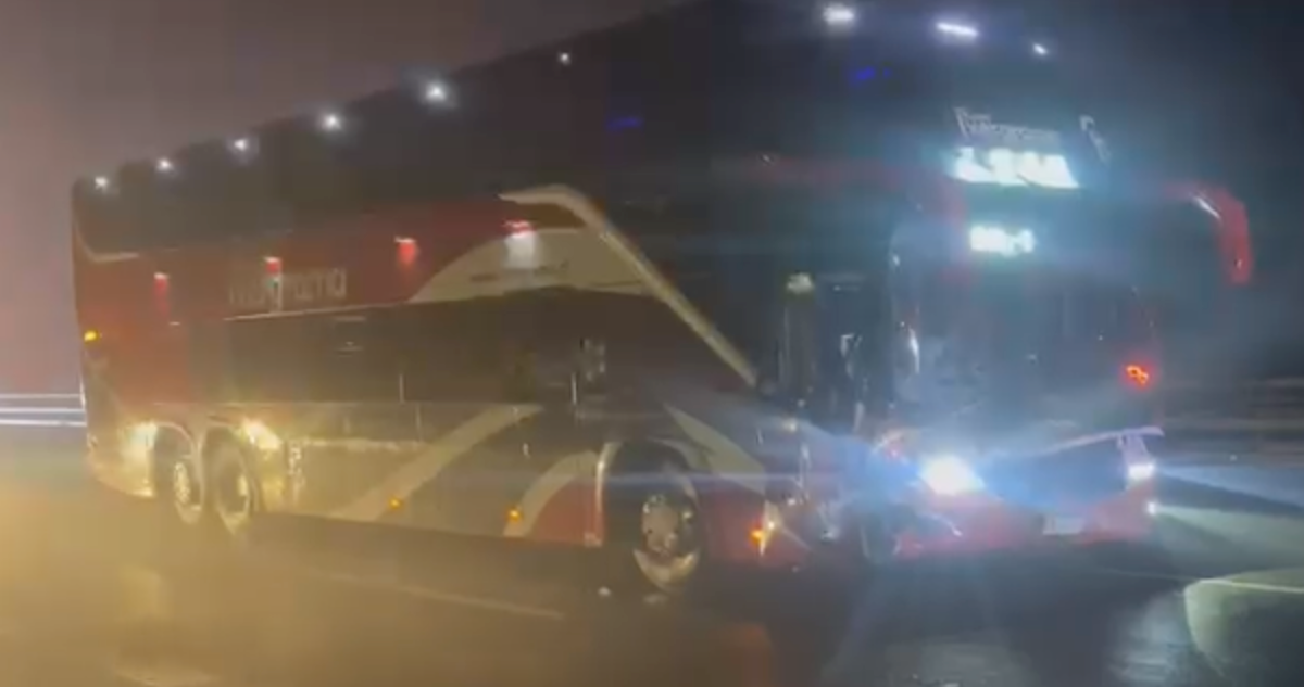 Un muerto y dos heridos deja accidente entre camioneta y dos buses en Ruta 5 Sur altura Talca