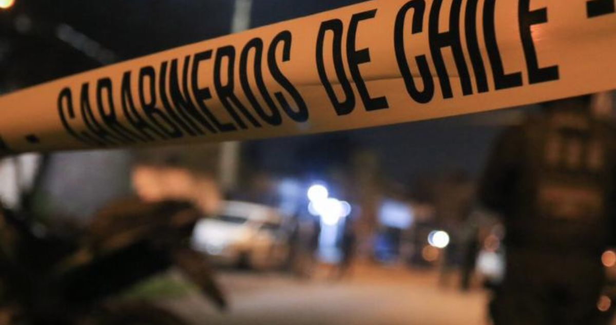 Adulto mayor muere tras caer del techo de su casa mientras limpiaba por sistema frontal en Temuco