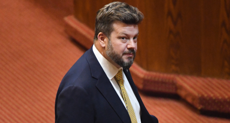 Kaiser (PNL) descarta quitar apoyo a invariabilidad tributaria tras el acuerdo del Gobierno con el PPD