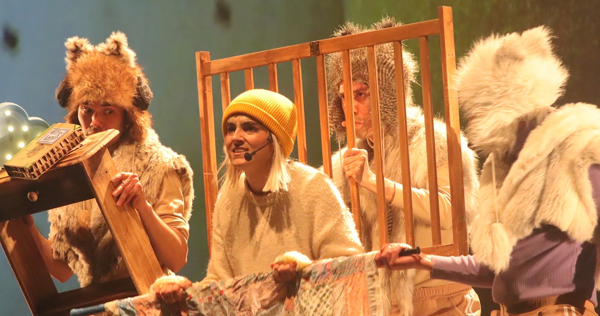 Alba y los 100 pasos de la Compañía Malamute Teatro (foto archivo Cía)