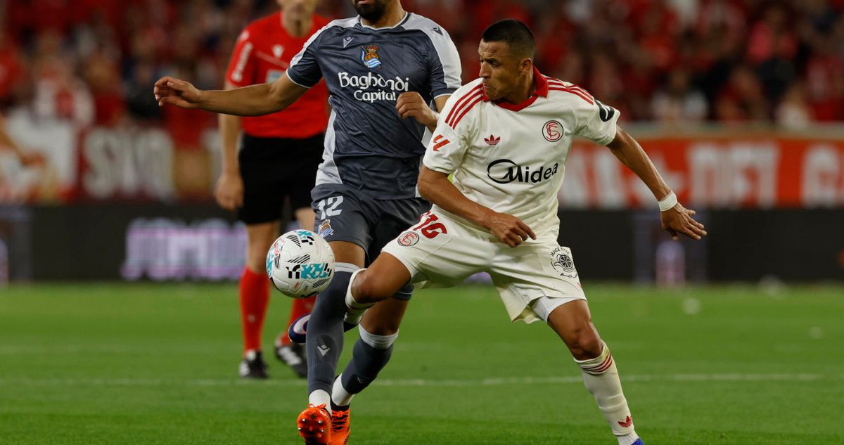 Alexis Sánchez se despidió del Sevilla.