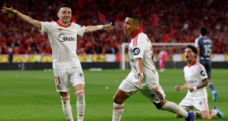 Alexis Sánchez podría volver a La U, según El Mercurio