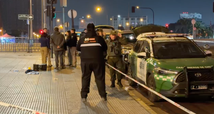 Nuevo asesinato en Estación Central: hombre muere apuñalado tras discusión en la Alameda