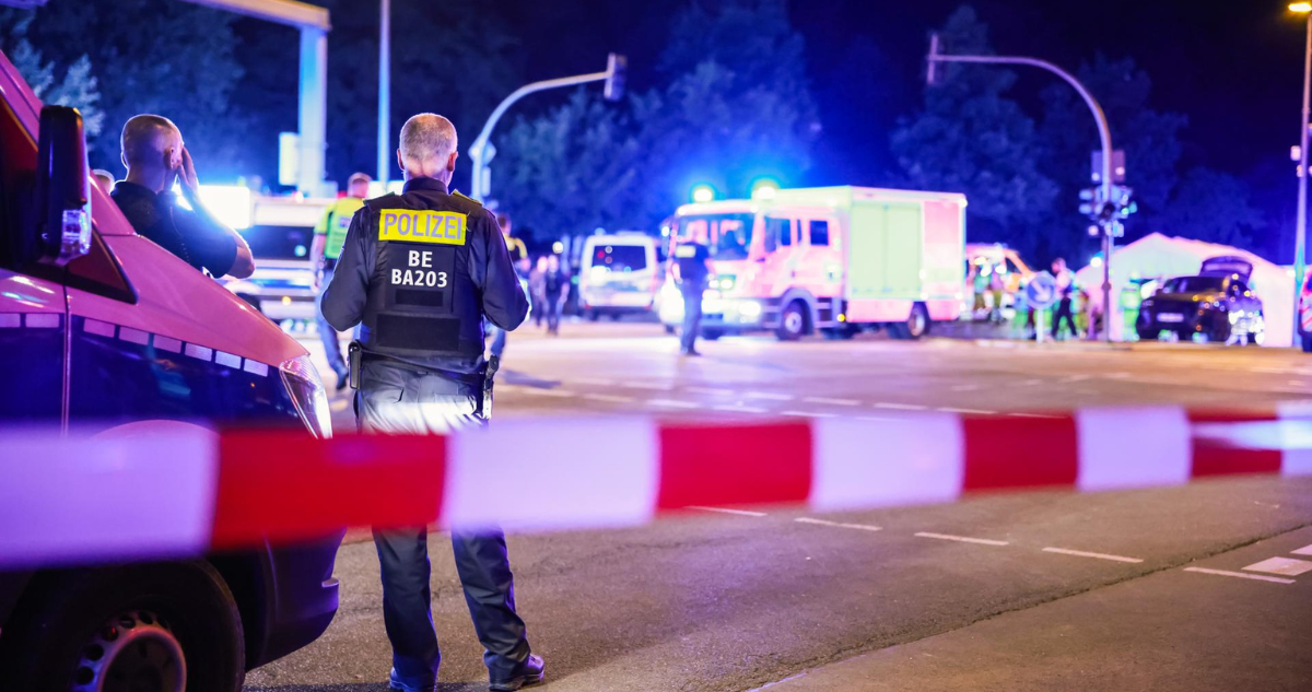 Atropello múltiple en celebración de marcha del orgullo gay dejó un muerto y 15 heridos en Berlín