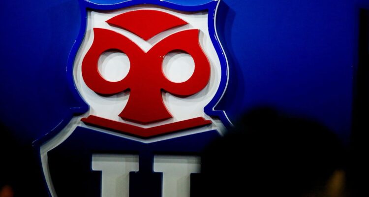 Exdirector de Azul Azul denuncia compras irregulares de jugadores: “Con sobreprecio a Huachipato”