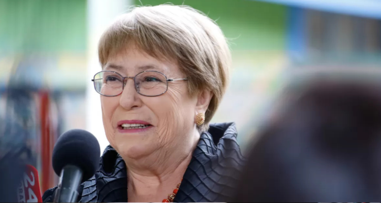 Bachelet suma nuevas reuniones en África: estuvo con autoridades de Liberia y ahora viajará a Somalia