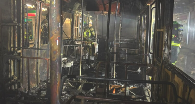 Bomberos reporta un lactante entre once lesionados por incendio en vagón de Metro
