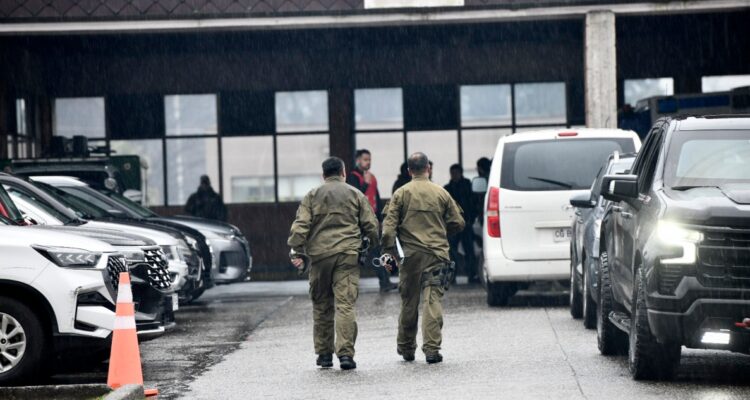 Mañana será formalizado último prófugo por crimen de cabo Naín: operativo dejó 2 carabineros baleados
