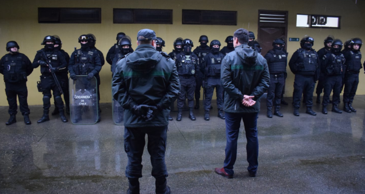 Masivo allanamiento en penal de Osorno deja ocho armas hechizas y un celular decomisados