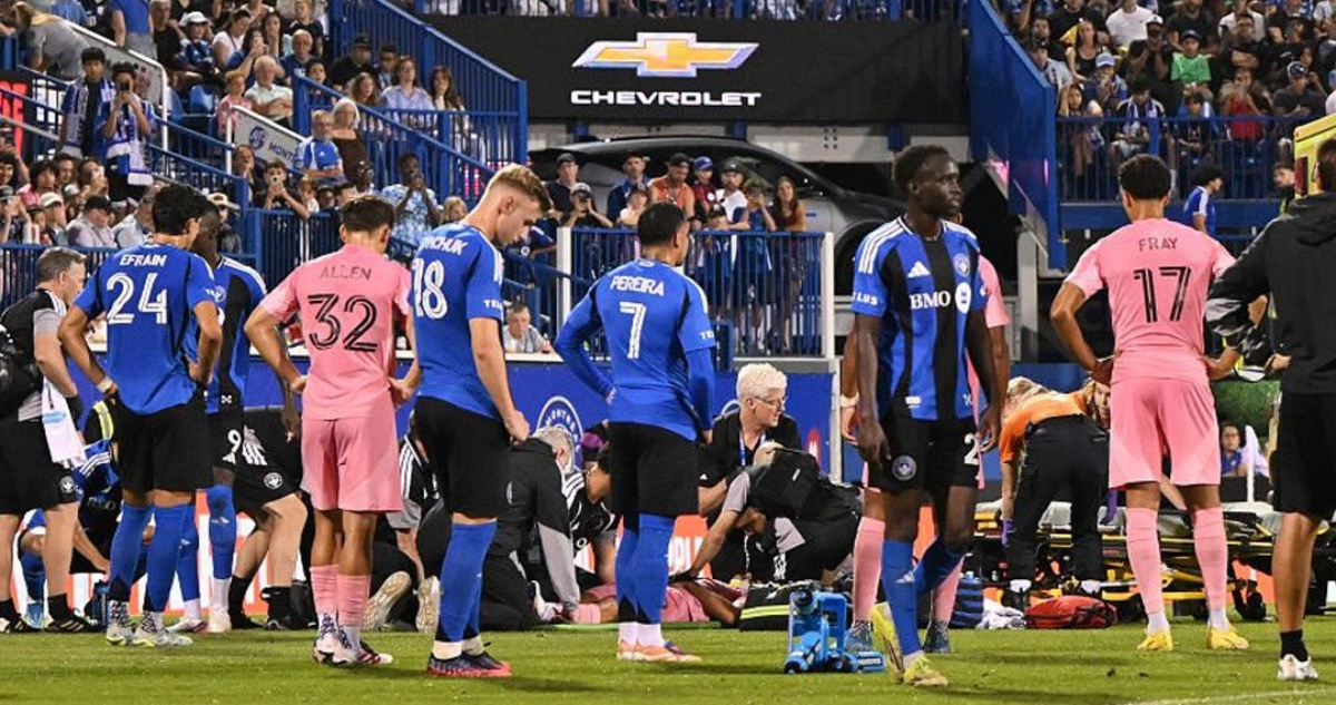 Susto en la MLS: Germán Berterame salió en ambulancia tras fuerte choque
