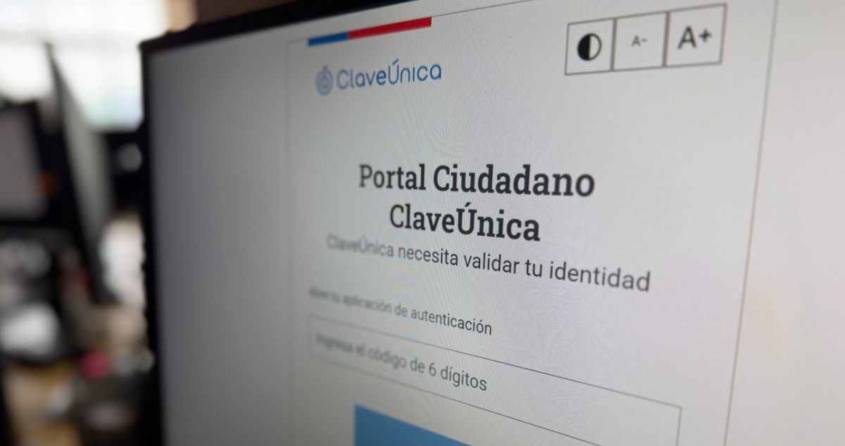 Entra en vigencia nueva protección para ClaveÚnica: así funciona el paso adicional para iniciar sesión