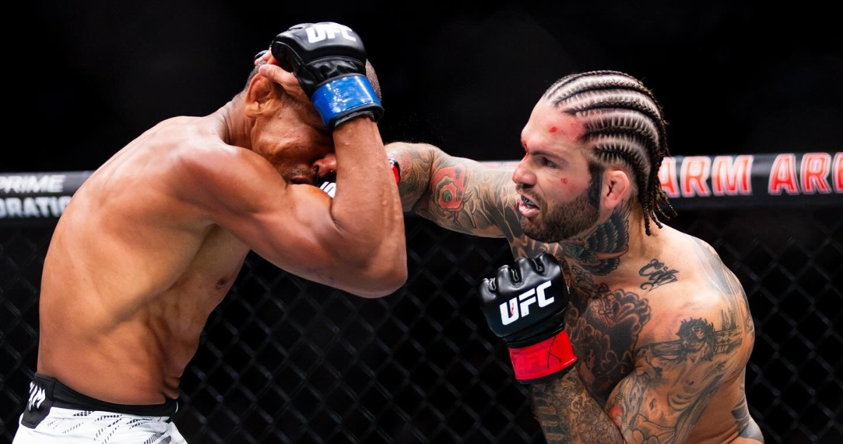 Cody Garbrandt peleando