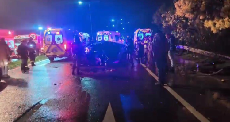 Colisión múltiple deja un muerto y tres heridos graves en ruta entre Talca y San Clemente