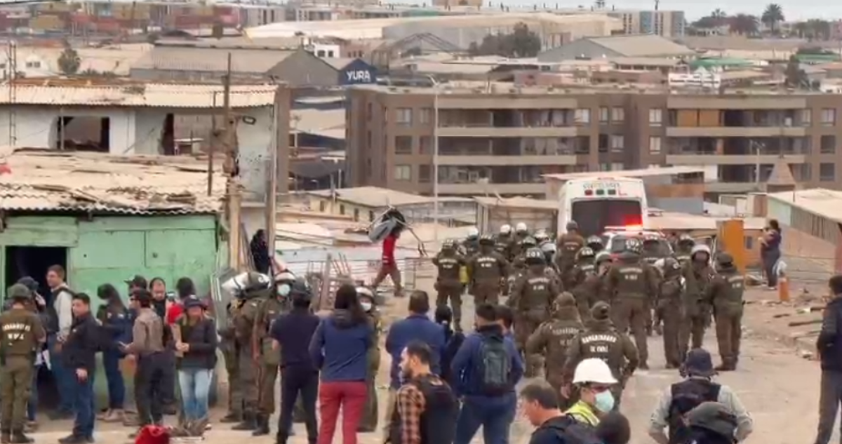 Megaoperativo policial marca el inicio del desalojo en Cerro Chuño