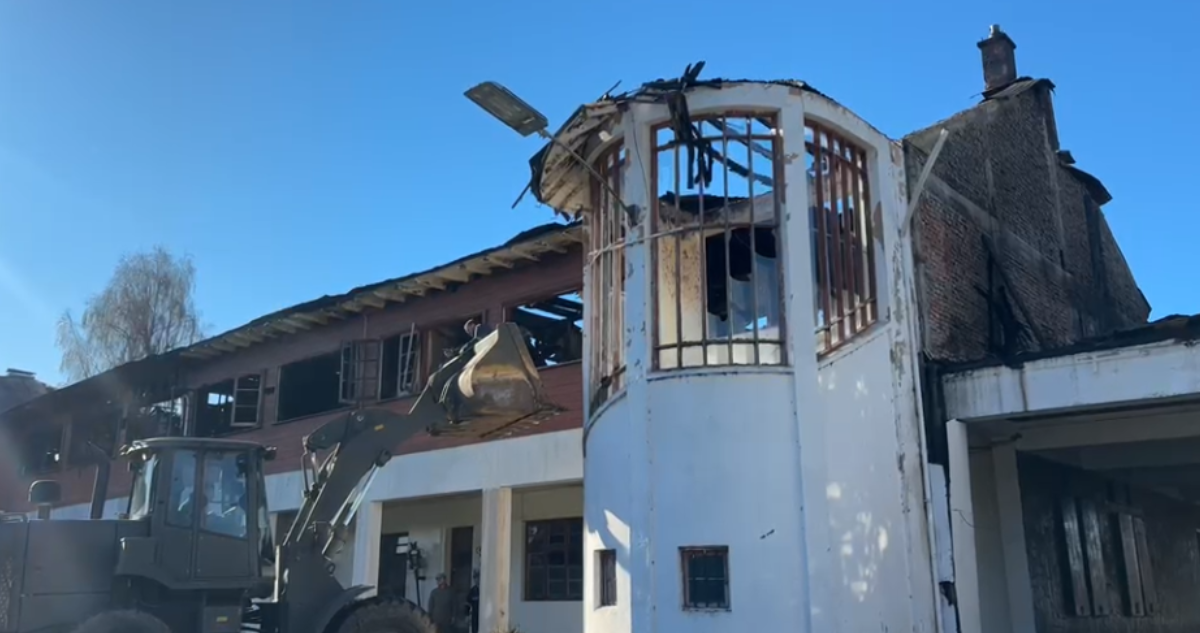 Confirman la reconstrucción de regimiento en Osorno tras incendio que destruyó enfermería y comedores