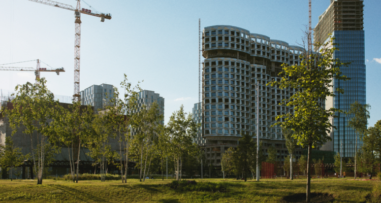 SalfaCorp y CChC firman acuerdo para impulsar estándares de sostenibilidad en la construcción