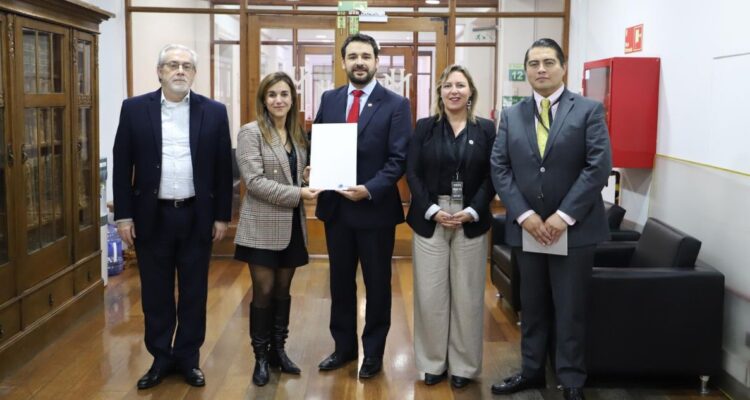 CPLT entrega datos de deudores: autoridades y funcionarios suman 155 multas por incumplir la ley