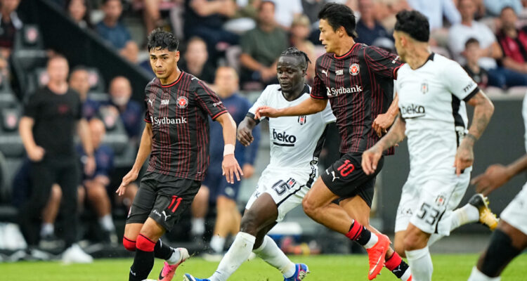 dario-osorio-en-el-midtjylland-besiktas.jpg