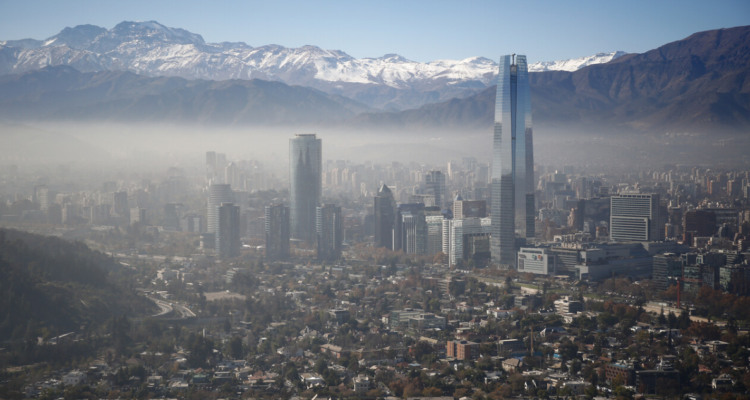 Declaran Alerta Ambiental para este domingo en la RM por malas condiciones de ventilación