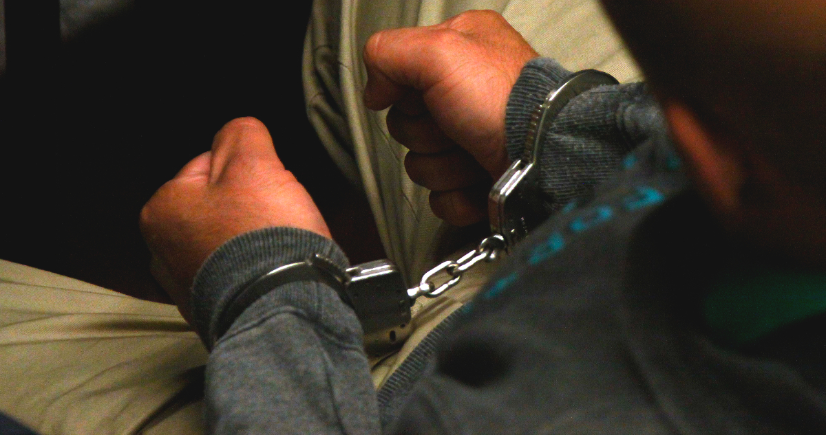 Detienen a hombre de 73 años en Lo Espejo por delitos sexuales contra una adolescente