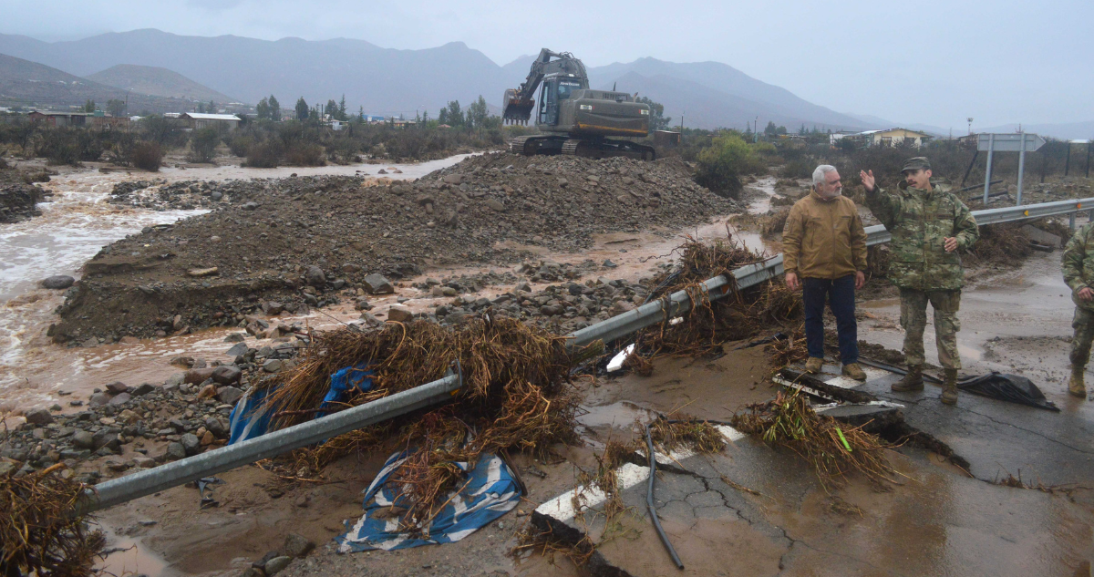 Temporal deja 46 localidades aisladas en Coquimbo: hablan de una catástrofe “peor que un terremoto”