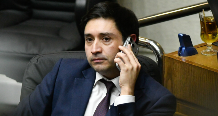 Calisto logra que TC suspenda causa penal mientras analiza recurso por presunta inconstitucionalidad