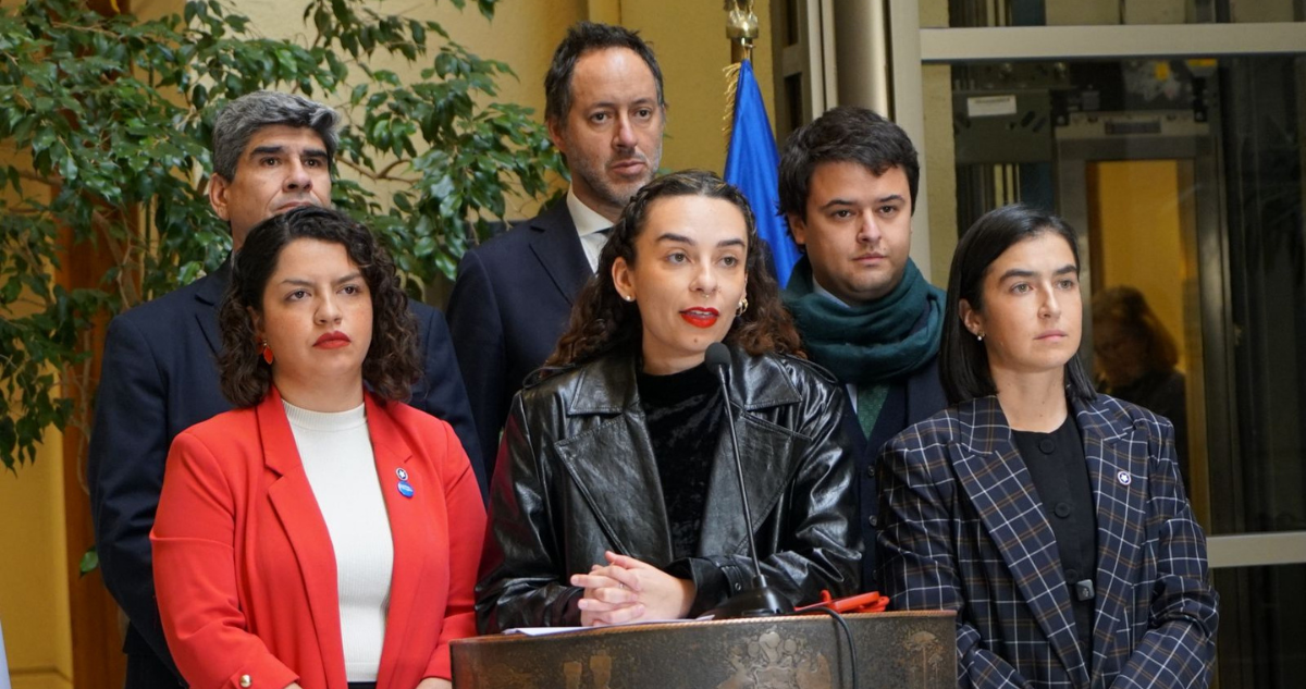 Diputados buscan restringir pensiones de gracia a personas con antecedentes y permitir su revocación