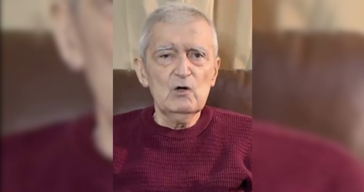Camilo Escalona reaparece en video con llamado a la unidad del PS para frenar “regresión autoritaria”