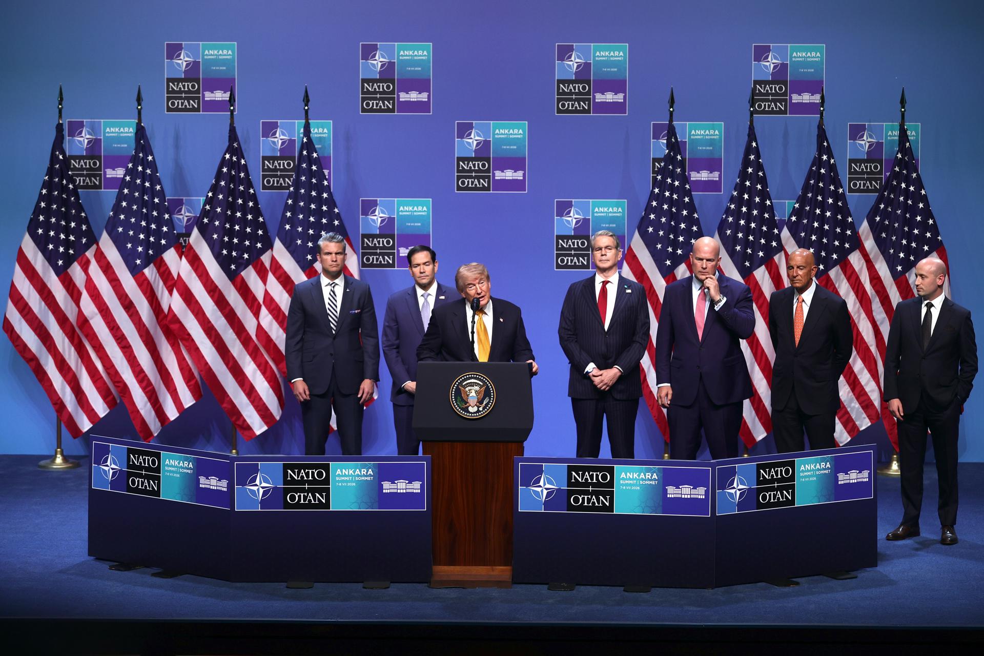 El presidente de EEUU, Donald Trump, durante su comparecencia en la cumbre de la OTAN