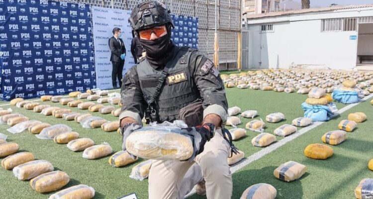 https://media.biobiochile.cl/wp-content/uploads/2026/07/droga-1-750x400.jpg