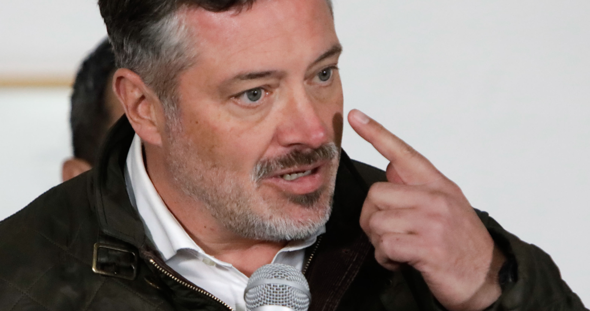 “Estamos usando de rehenes a la gente”: Sichel apunta contra alcaldes de oposición por contribuciones