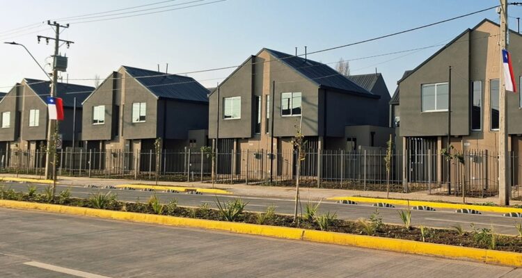 Fac de Arquitectura Arte y Diseño, USS.