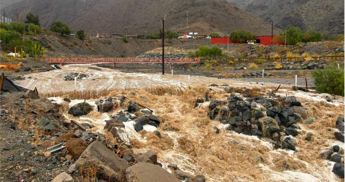 Sistema frontal deja dos nuevos fallecidos: una víctima fue arrastrada por quebrada en La Serena