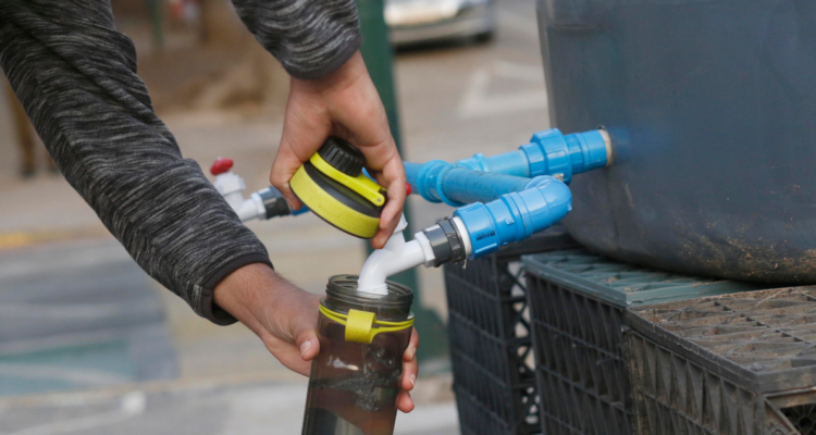 Más de 700 personas están sin agua potable tras colapso de APR por intensas lluvias en Curarrehue