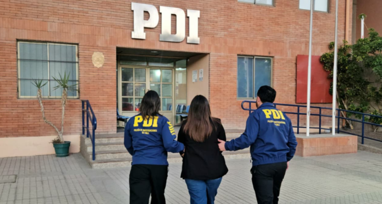 Copiapó: prisión preventiva para exfuncionaria municipal acusada de fraude en permisos de circulación
