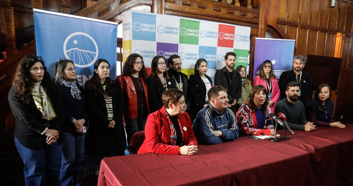 Frente Amplio posterga elecciones internas por sistema frontal: enfrentará a Martínez y Yeomans