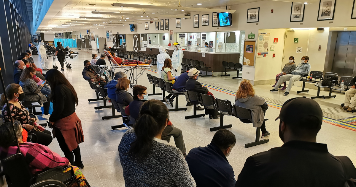 Preocupación en Los Lagos por aumento de personas durmiendo en hospitales