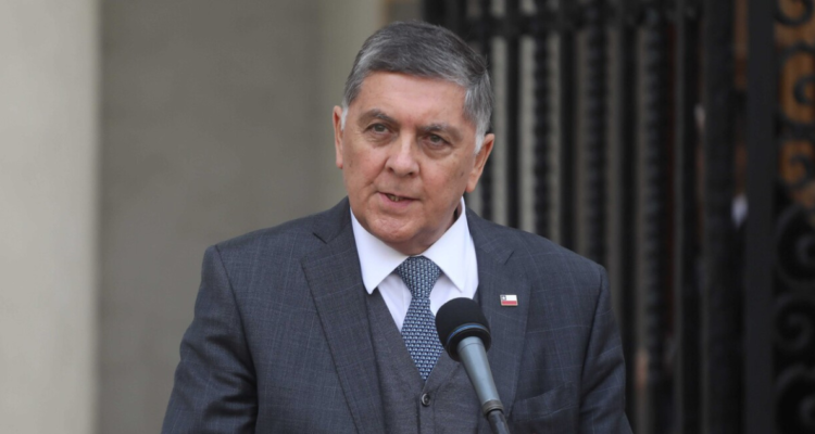 Gobierno busca recomponer acuerdo por megarreforma con PPD y afirma que impasse fue un "malentendido"