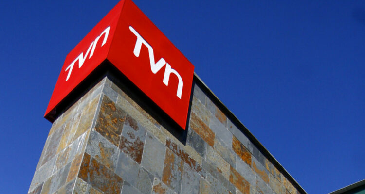 Gobierno descarta cerrar TVN, que carga con una ‘mochila de plomo’: buscan dar “viabilidad” al canal