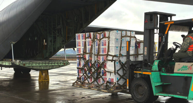 Gobierno envía 6 toneladas de ayuda humanitaria a zonas afectadas por sistema frontal en norte chico