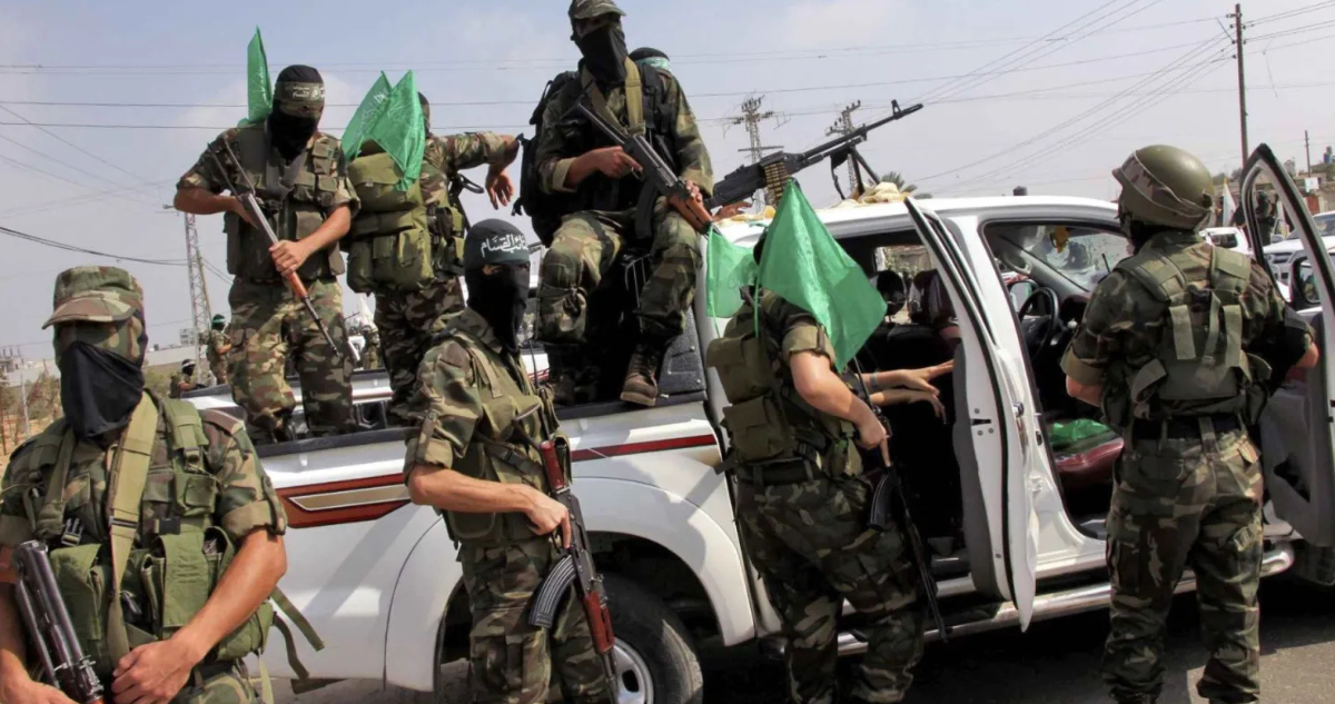 Militantes de la brigada de Al Qasam, el brazo armado de Hamás