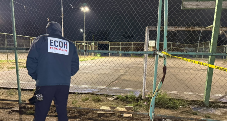 Homicidio en Quilicura: hombre es asesinado a tiros cuando compartía en una multicancha