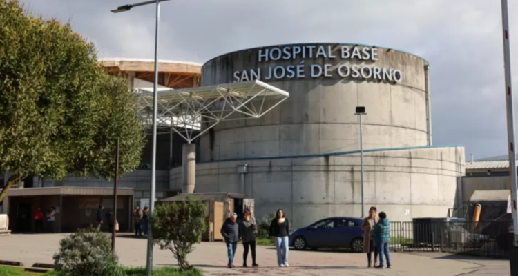 https://media.biobiochile.cl/wp-content/uploads/2026/07/hospital-osorno-750x400.png