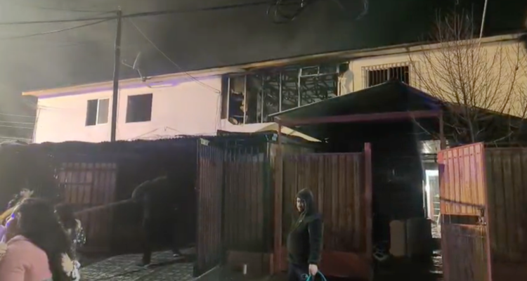 Nuevo incendio en Colina: 12 casas terminaron destruidas