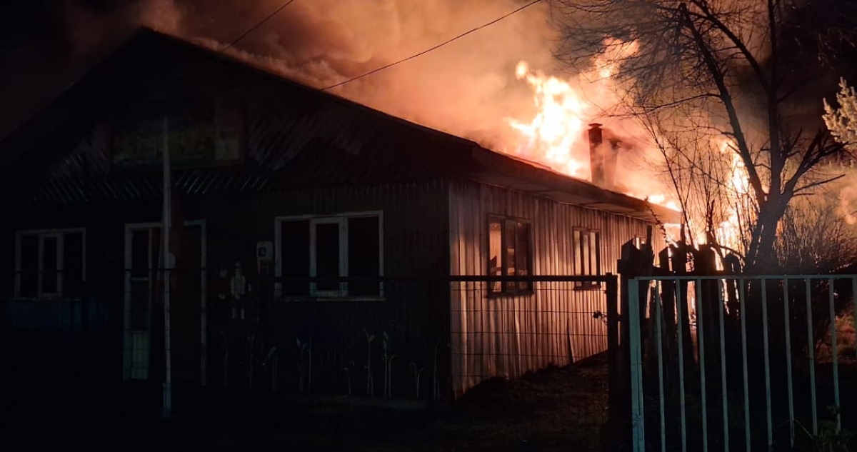 Un muerto en incendio en Lonquimay
