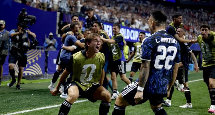https://media.biobiochile.cl/wp-content/uploads/2026/07/inter-milan-finales-mundial-desde-1982-unico-club-750x400.jpg