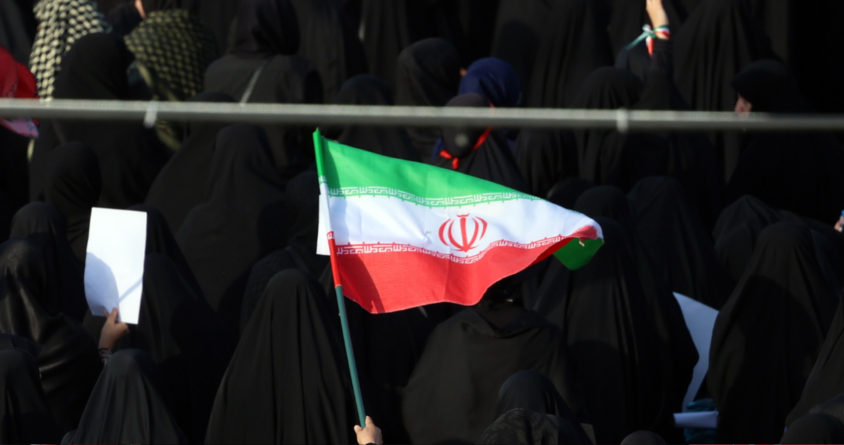 Irán dice que 30 civiles han muerto por recientes ataques de EE.UU. y que “venganza” es “inminente”